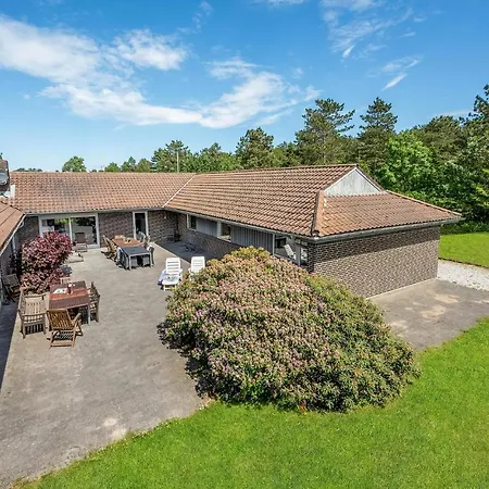 Awesome In With Outdoor Swimming Pool Holiday home Orsted (Midtjylland)